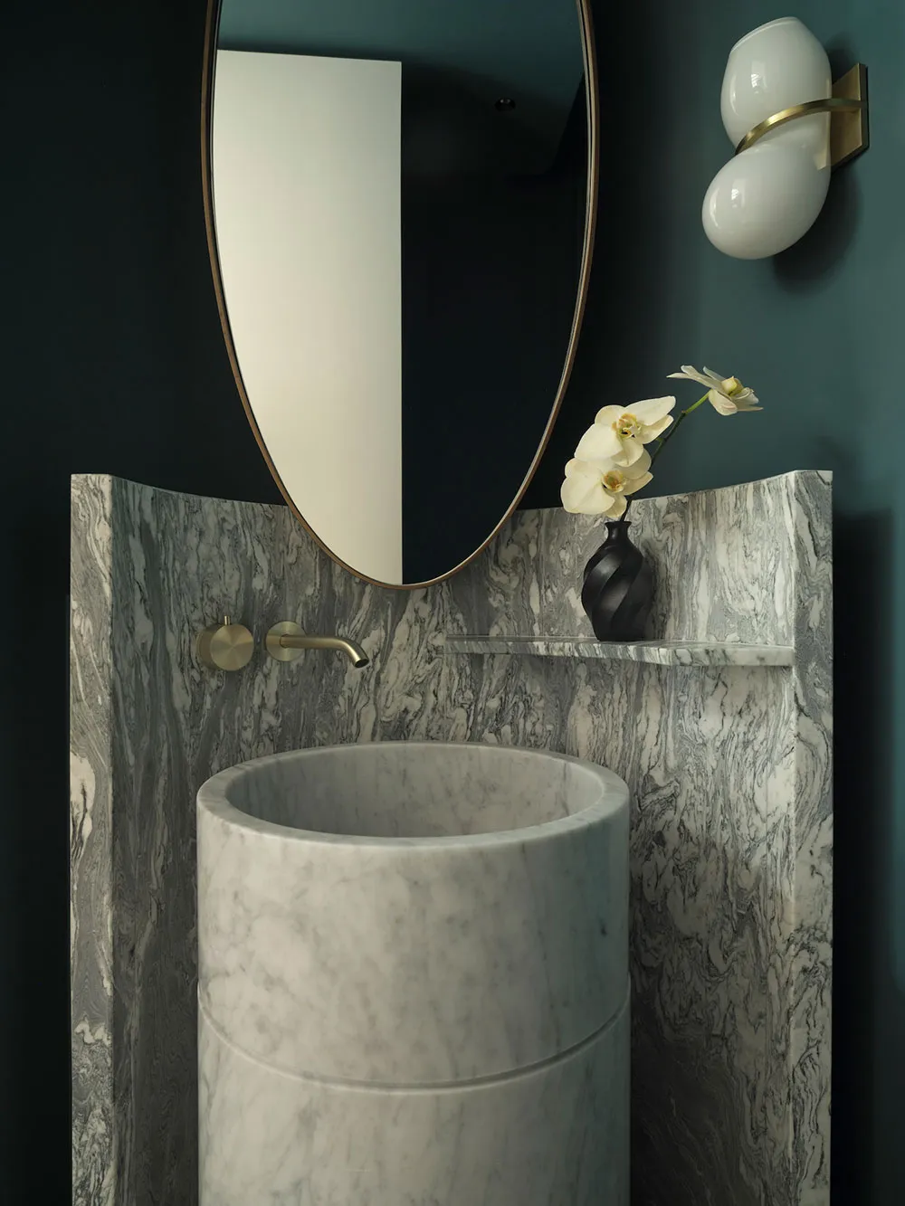 Interiores modernos elegantes de casas de los años 40 en Sydney - Gallery image 19