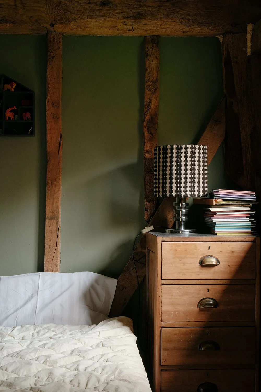 Jasne i ciepłe wnętrza byłego starego ambaru w Anglii - Gallery image 28