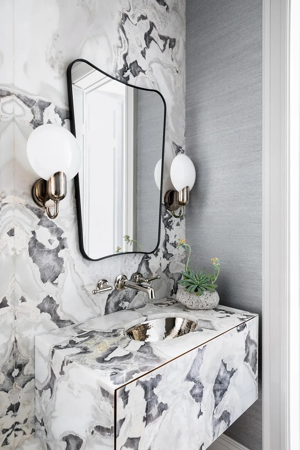 Arquitectura elegante, diseño elegante y magnífico patio trasero: townhouse en Nueva York - Gallery image 12