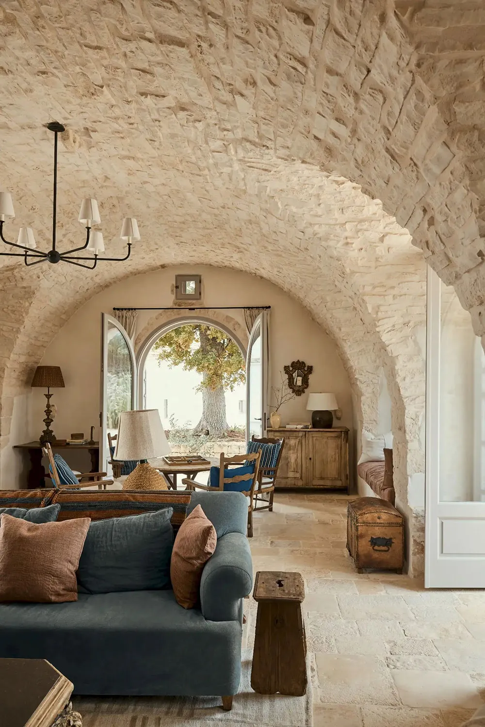 Stone Arches and Stylish Design: Traditional Apulian Cottage in Italy - Gallery image 5