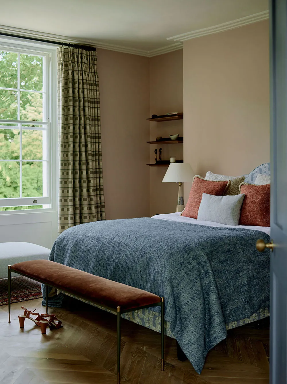 Ciepłe odcienie i eleganckie detale: taunhaus rodziny w Londynie - Gallery image 7