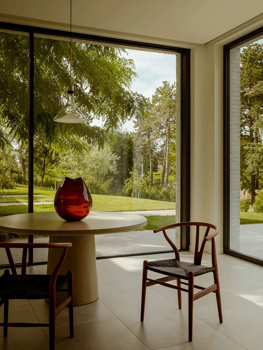 Спокойный, но изысканный современный интерьер рядом с парком в Бельгии - Gallery image 6