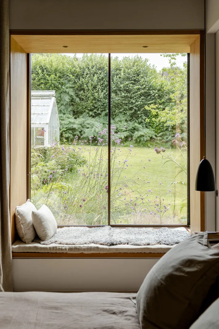 Modernes Holzhaus des Designers in Einklang mit der Natur - Gallery image 20