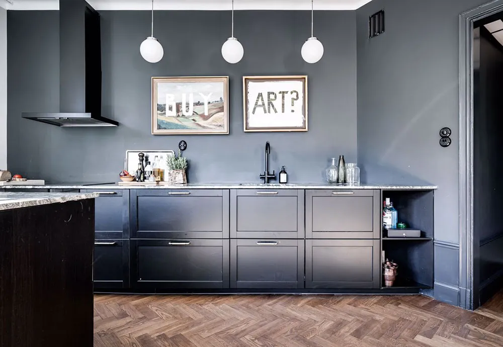 Estilos de contraste cromático en el diseño de un apartamento inusual en Suecia (73 m²) - Gallery image 8