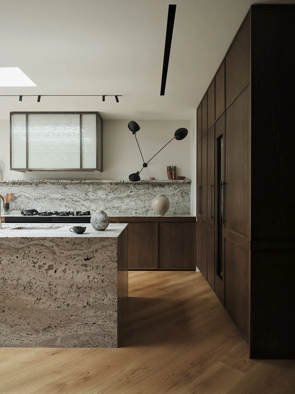 Interiores modernos elegantes de casas de los años 40 en Sydney - Gallery image 6