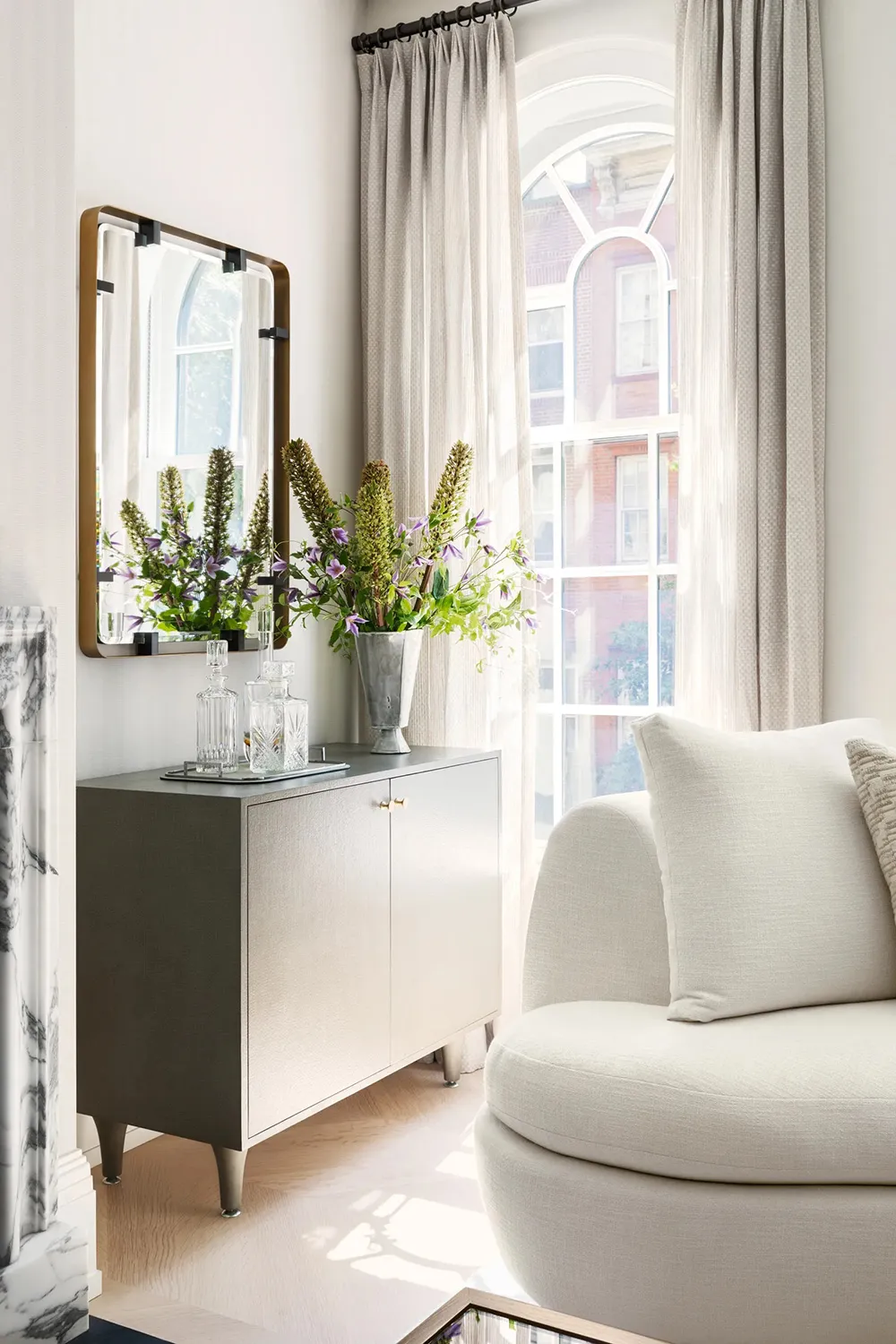 Arquitectura elegante, diseño elegante y magnífico patio trasero: townhouse en Nueva York - Gallery image 4