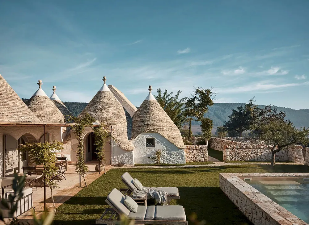 Stone Arches and Stylish Design: Traditional Apulian Cottage in Italy - Gallery image 1