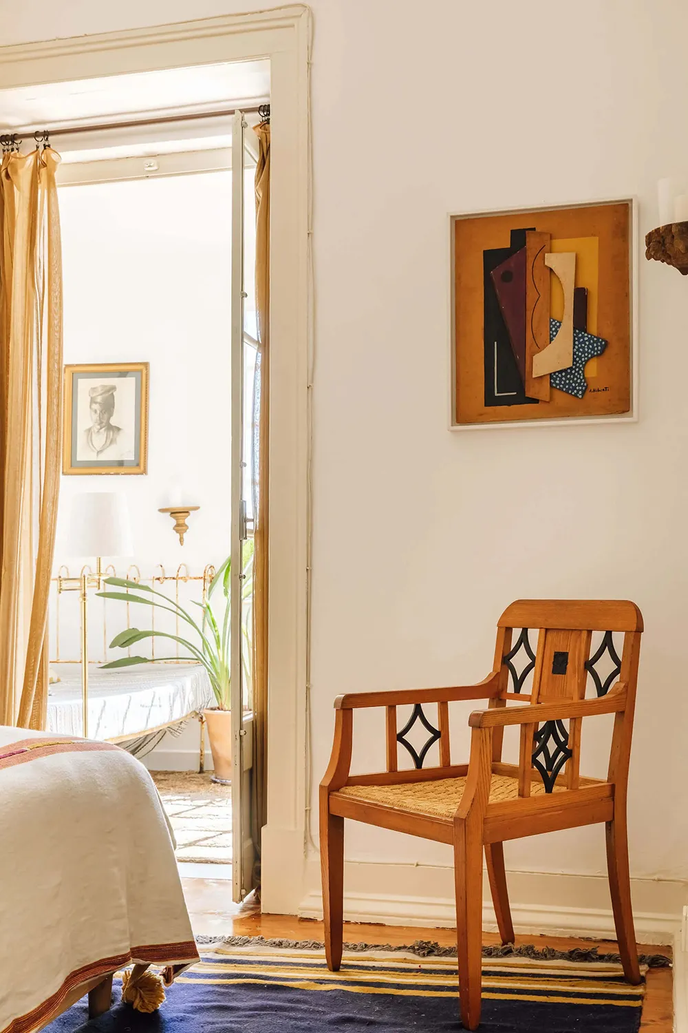 Квартира в Лиссабоне как экспозиция оригинального винтажного декора - Gallery image 12