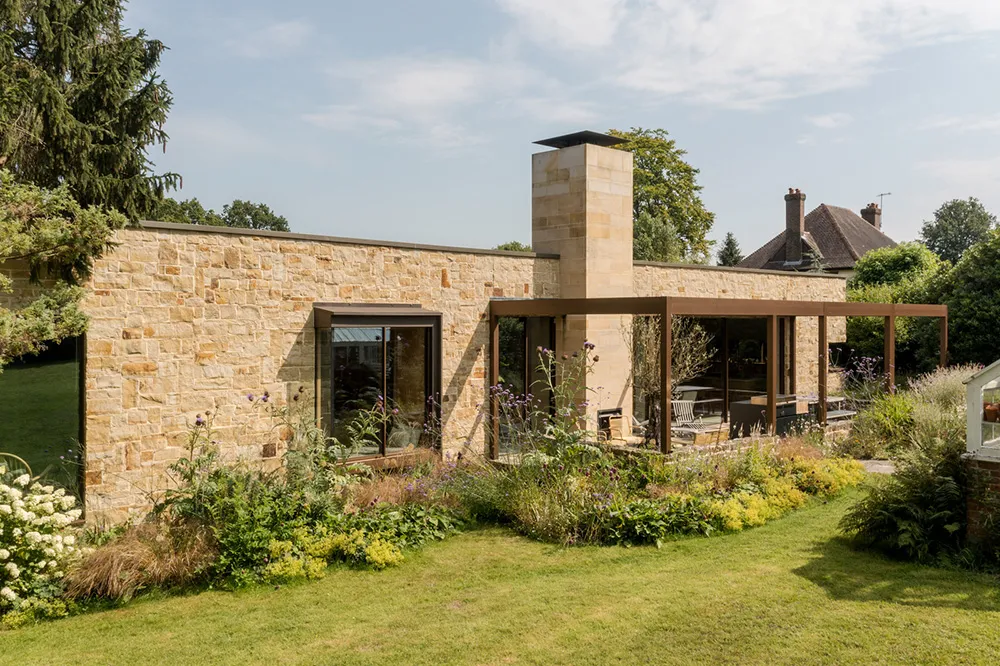 Modernes Holzhaus des Designers in Einklang mit der Natur - Gallery image 30