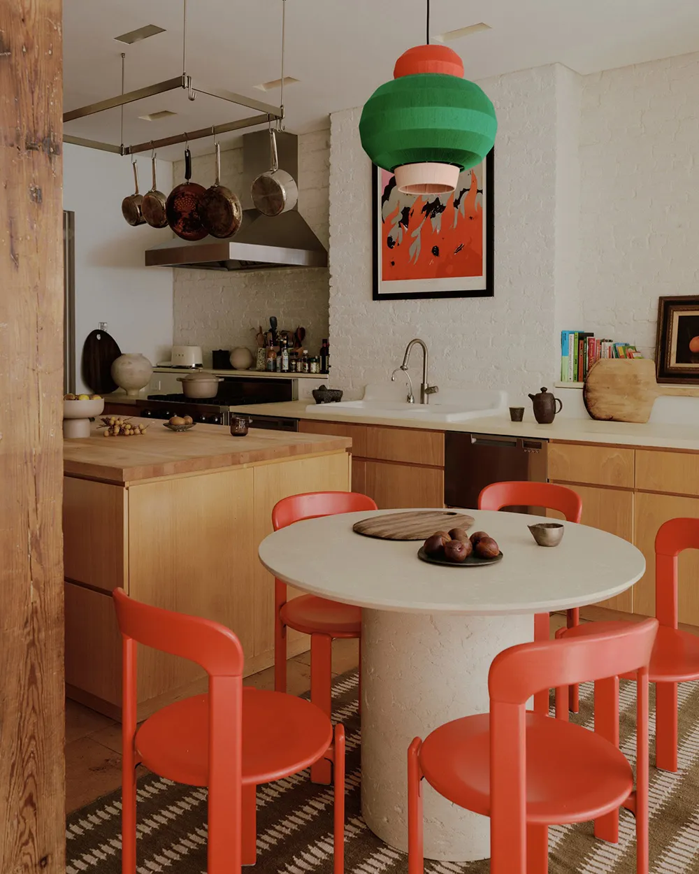 Miks stylów i słoneczny świat w wnętrzach niezwykłego taunhouse'a w Nowym Jorku - Gallery image 4