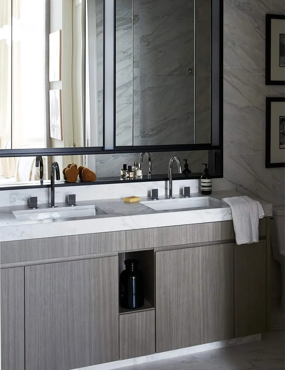 Miks amerykańskiego i skandynawskiego stylu w designie wykwintnych apartamentów w Nowym Jorku - Gallery image 13