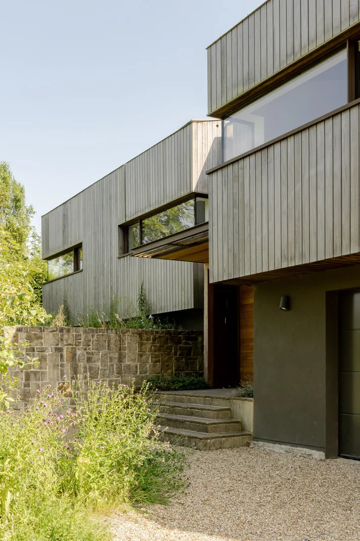 Modernes Holzhaus des Designers in Einklang mit der Natur - Gallery image 7