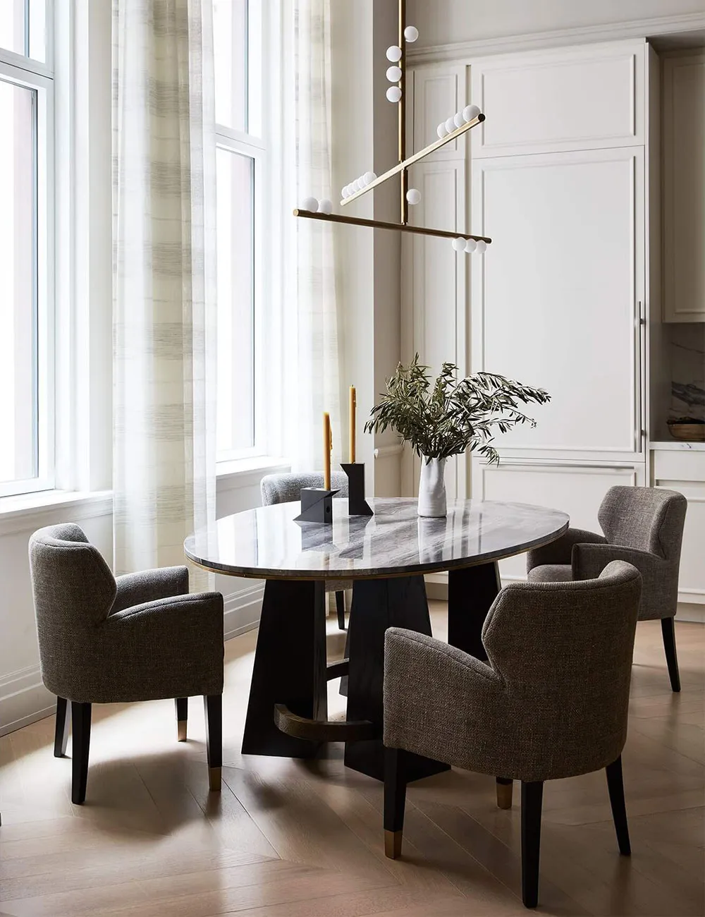 Miks amerykańskiego i skandynawskiego stylu w designie wykwintnych apartamentów w Nowym Jorku - Gallery image 7