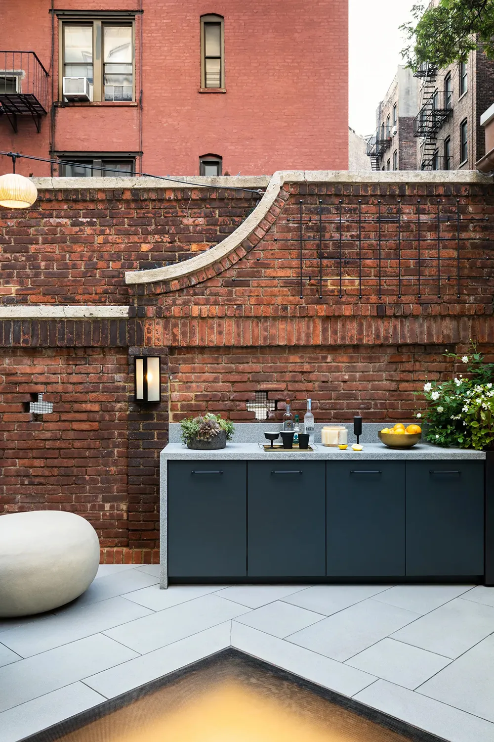 Arquitectura elegante, diseño elegante y magnífico patio trasero: townhouse en Nueva York - Gallery image 29