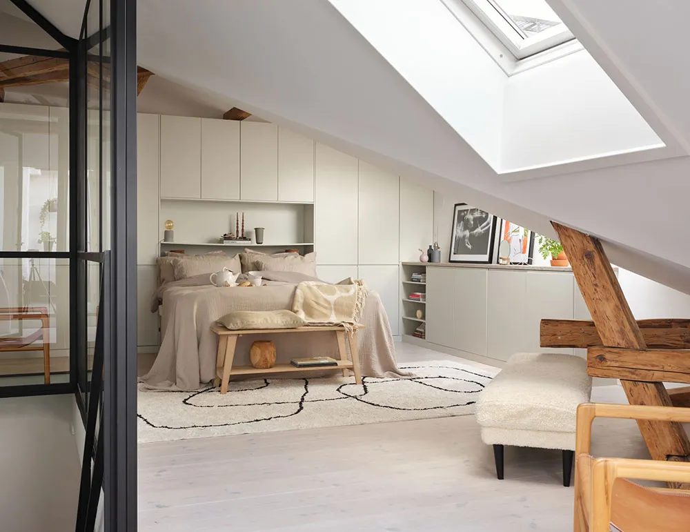 Необычная планировка і мансарда з терасою: приємна скандинавська квартира з інтригою - Gallery image 17