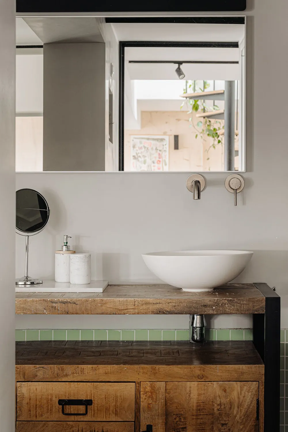 Loft luminoso en Ámsterdam con techos altos y terraza - Gallery image 25