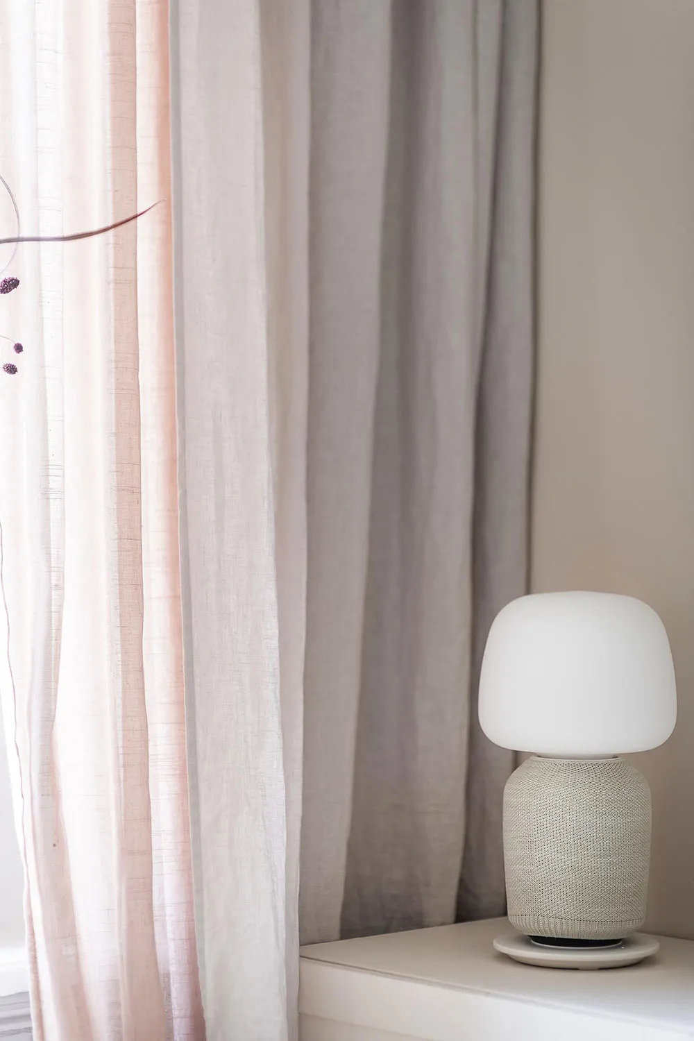 Light and Warm Living Room and Atmosphere Blue Bedroom: Apartment in Gothenburg (52 sqm) - Gallery image 7