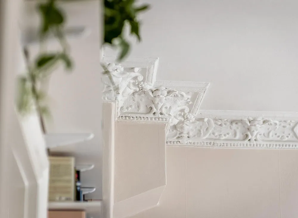 Light and Warm Living Room and Atmosphere Blue Bedroom: Apartment in Gothenburg (52 sqm) - Gallery image 5