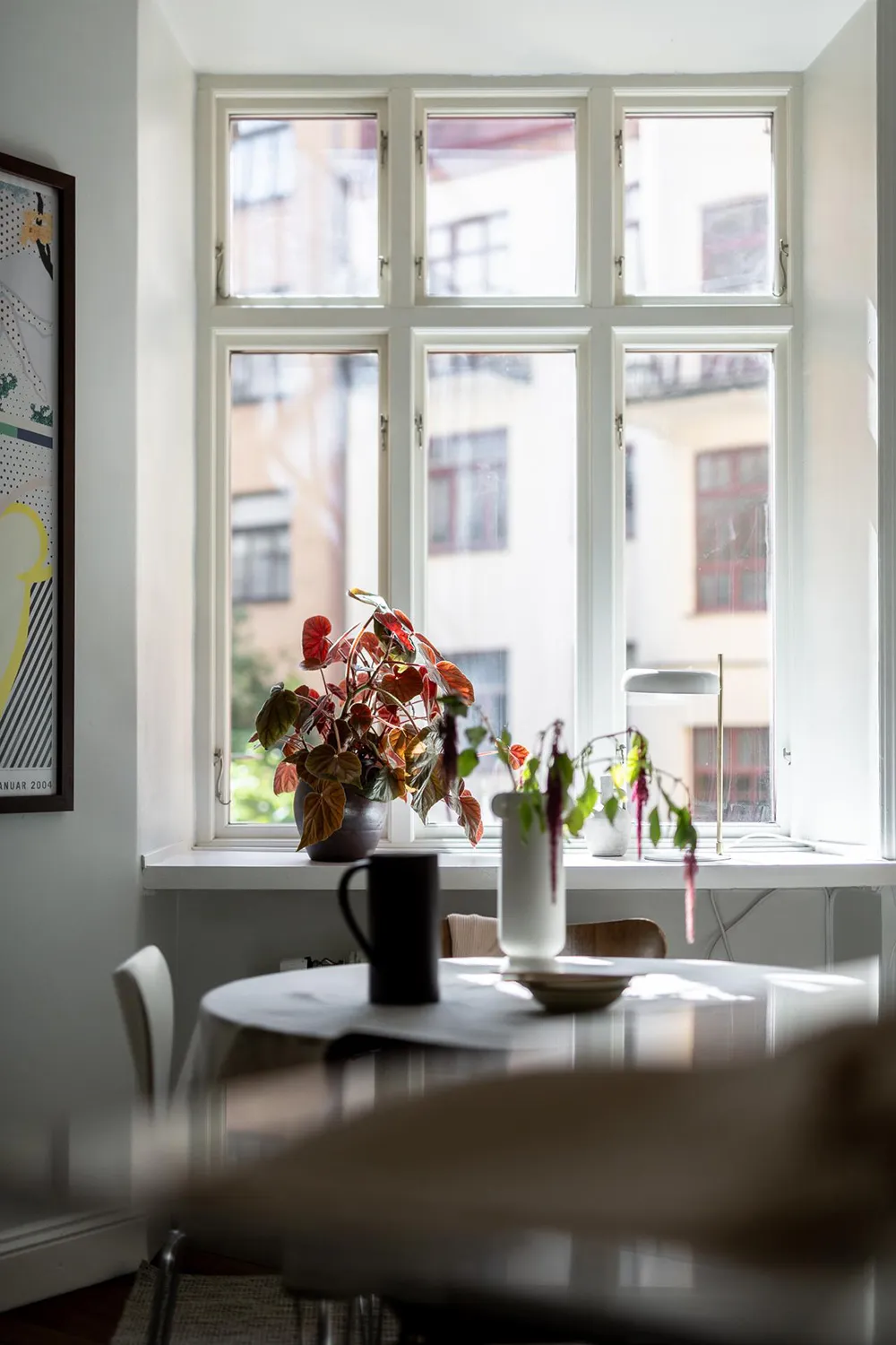 Nice Scandi Apartment with Unusual Layout and Olive-Colored Kids' Room - Gallery image 21