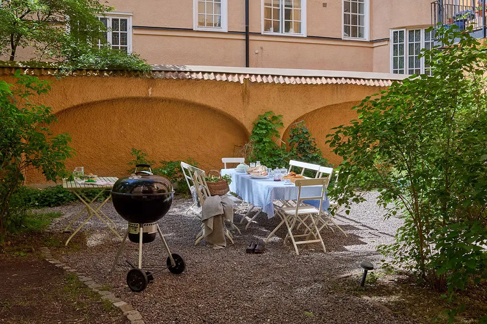 Tonos verdes y sofá a cuadros: apartamento en Estocolmo (47 m²) - Gallery image 20