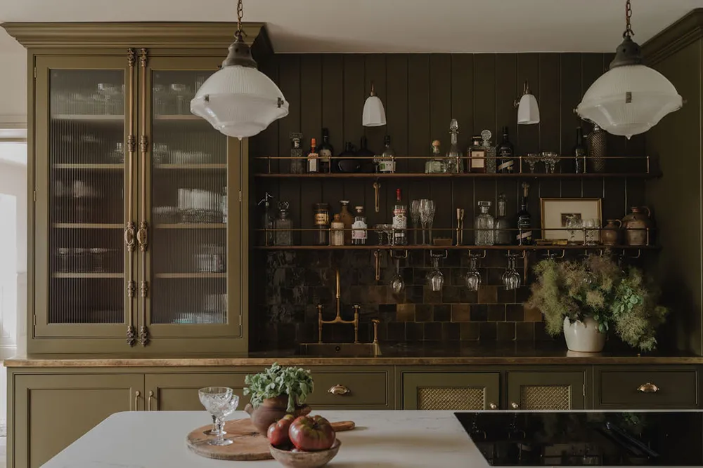 Старинный английский коттедж с красивыми и уютными интерьерами - Gallery image 11