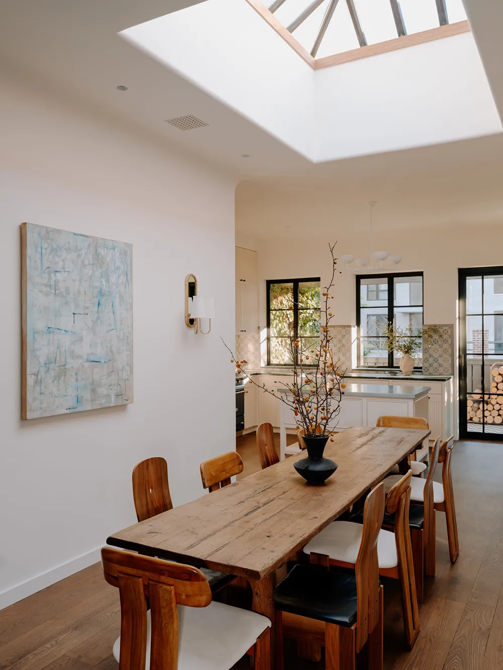 Fashionable Interior in a Townhouse in New York, Reminiscent of a Cozy Hotel - Gallery image 8