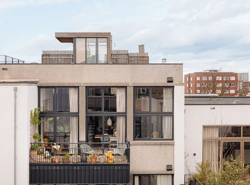 Loft luminoso en Ámsterdam con techos altos y terraza - Gallery image 27