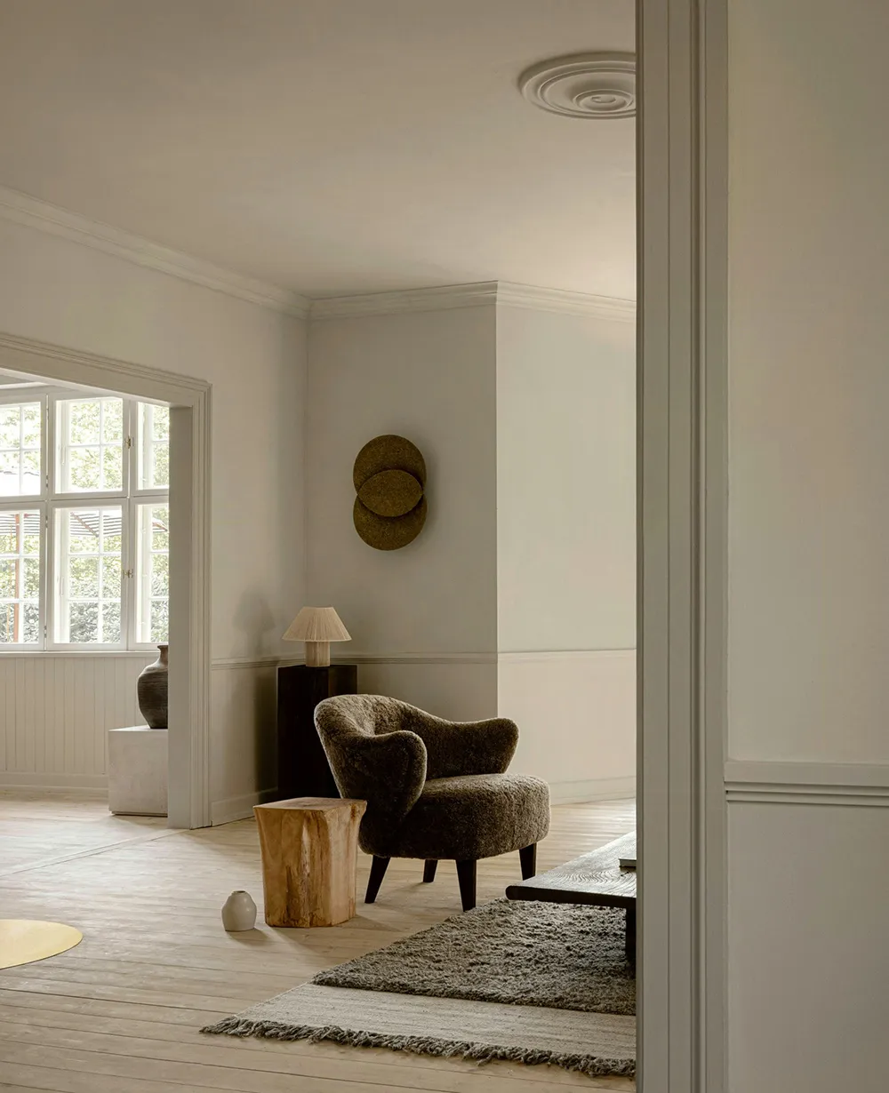 Мягкий минимализм в дизайне старинной виллы на побережье в Дании - Gallery image 14