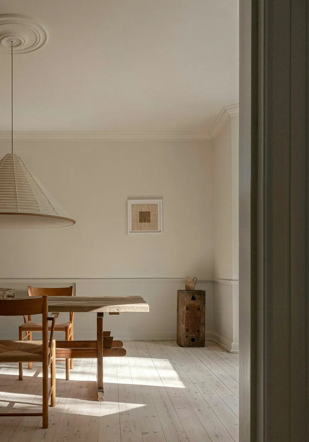 Мягкий минимализм в дизайне старинной виллы на побережье в Дании - Gallery image 8