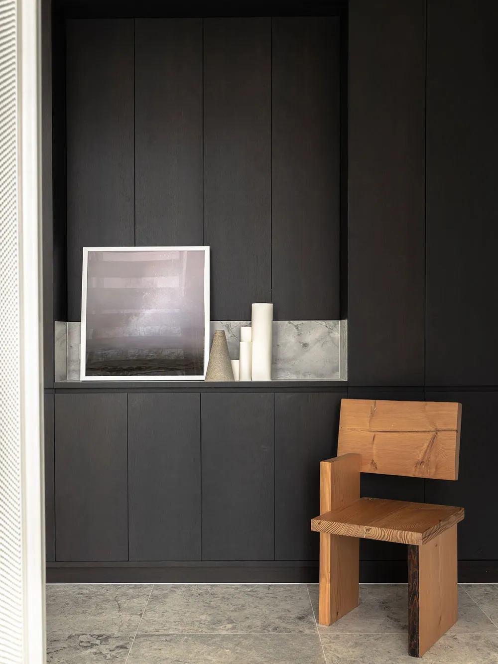 Изящный черно-белый интерьер большого дома с историей в Австралии - Gallery image 16