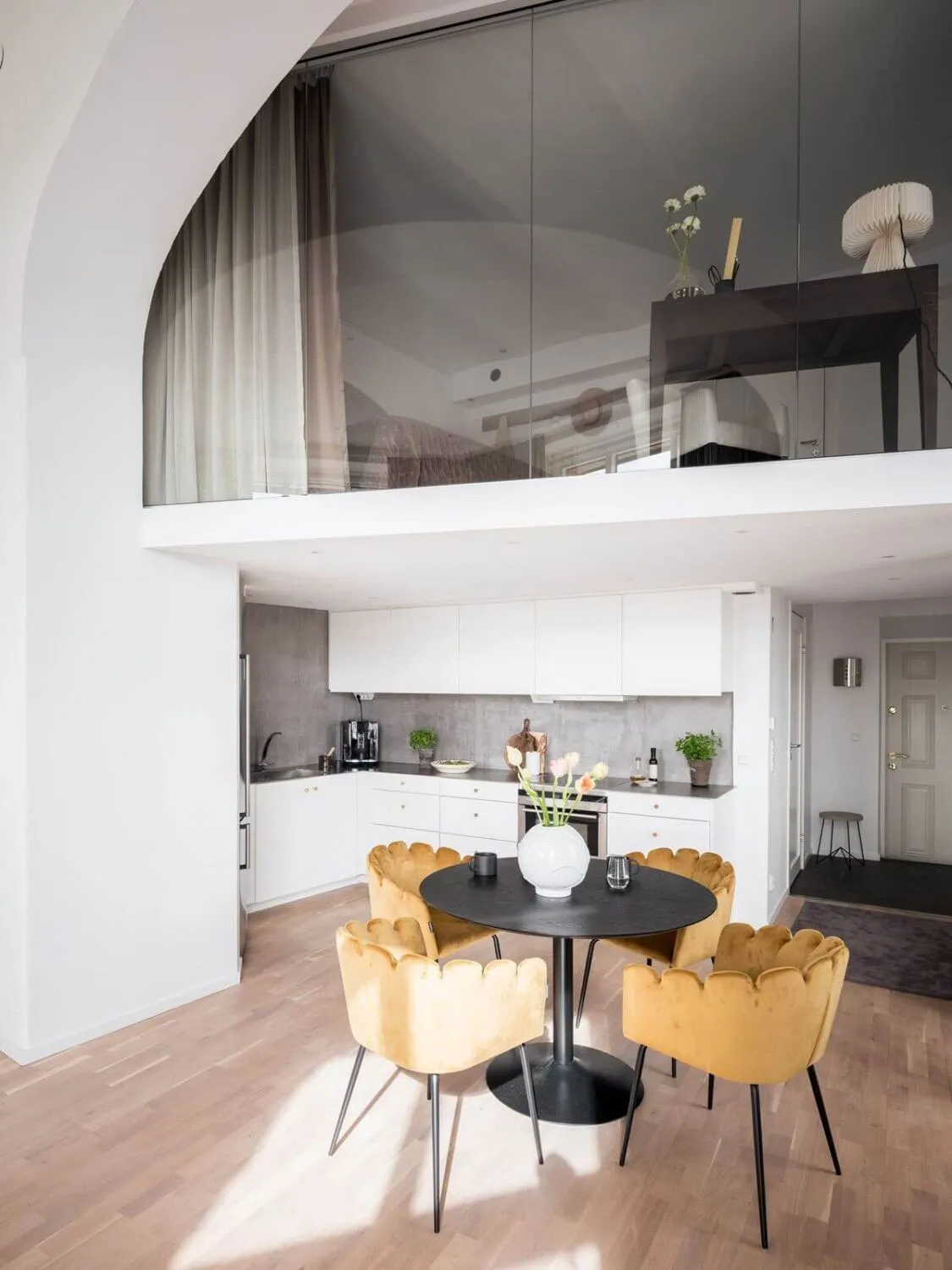 Арка і друге світло: незвичайна квартира в Швеції (67 кв. м) - Gallery image 8
