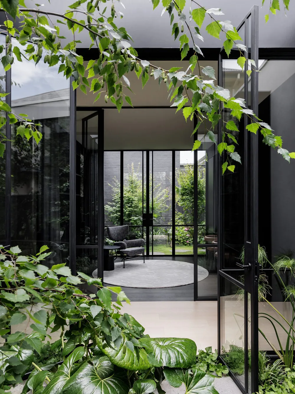 Стильний дизайн в нейтральних тонах: будинок у Мельбурні - Gallery image 12