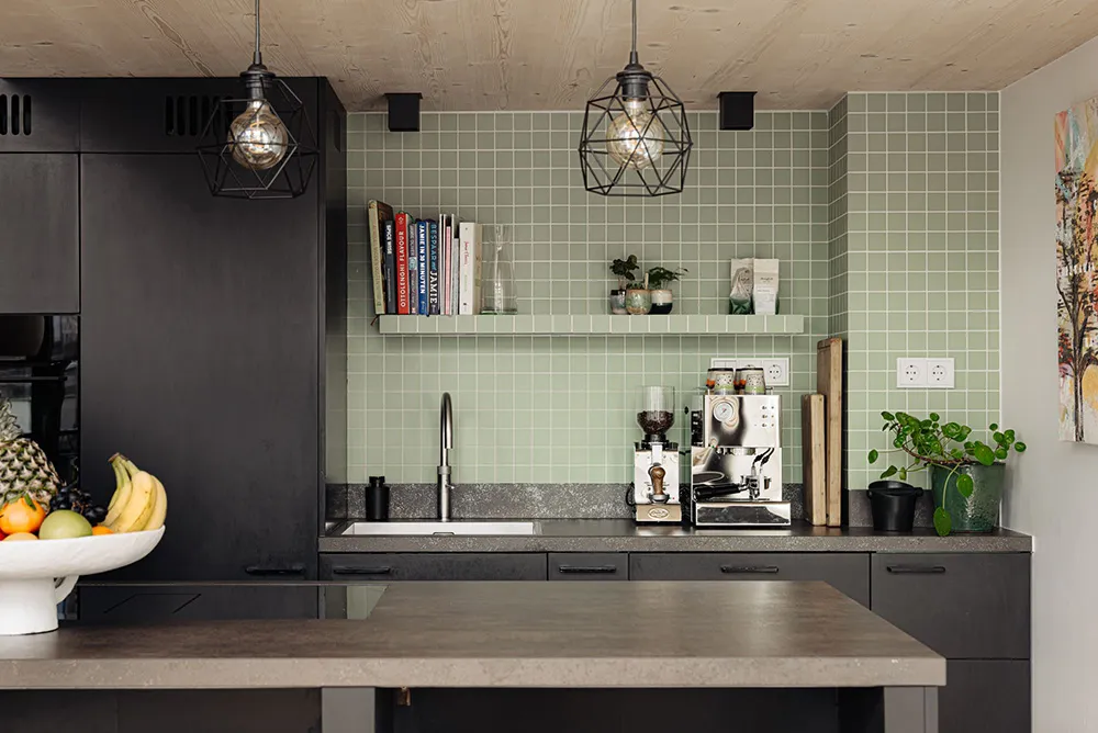 Loft luminoso en Ámsterdam con techos altos y terraza - Gallery image 4