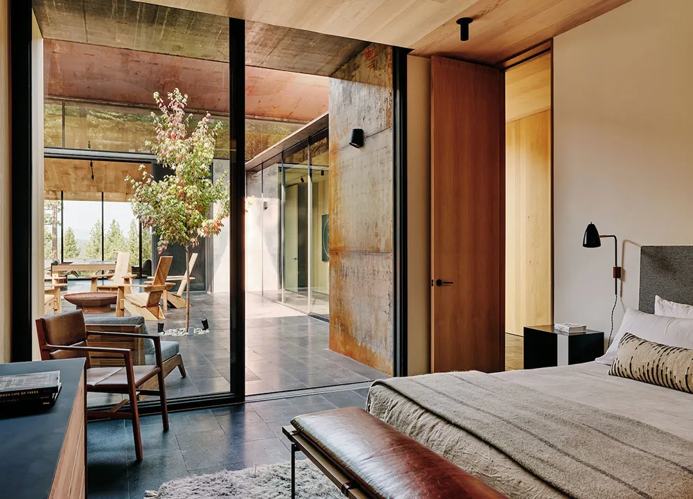 Grobheit dunkler Töne und Wärme natürlichen Holzes: Haus am Tahoe-See - Gallery image 8