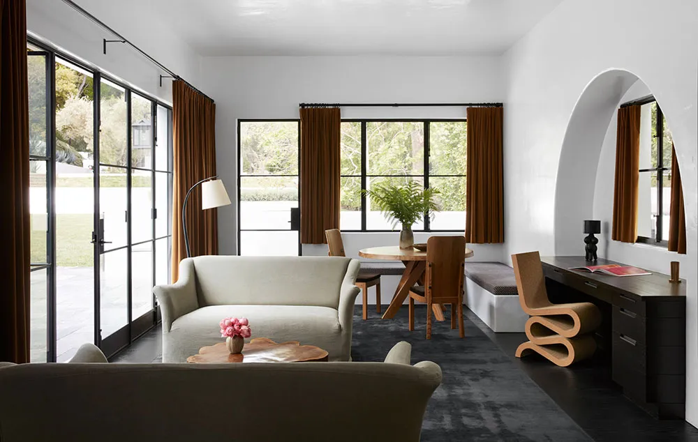 Eleganckie i nowoczesne wnętrza starożytnej fazendy w Kalifornii - Gallery image 9