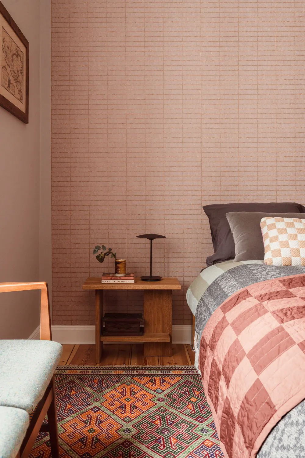 Intérieur chaleureux dans un ancien bâtiment à Berlin pour une famille américaine - Gallery image 9