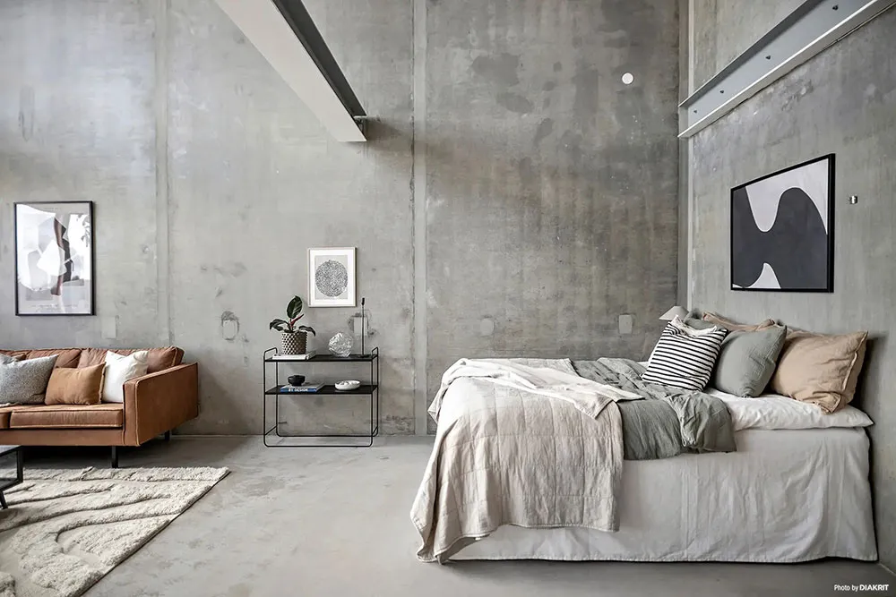 Paredes de concreto y espacio abierto: Loft en Suecia (43 m²) - Gallery image 6
