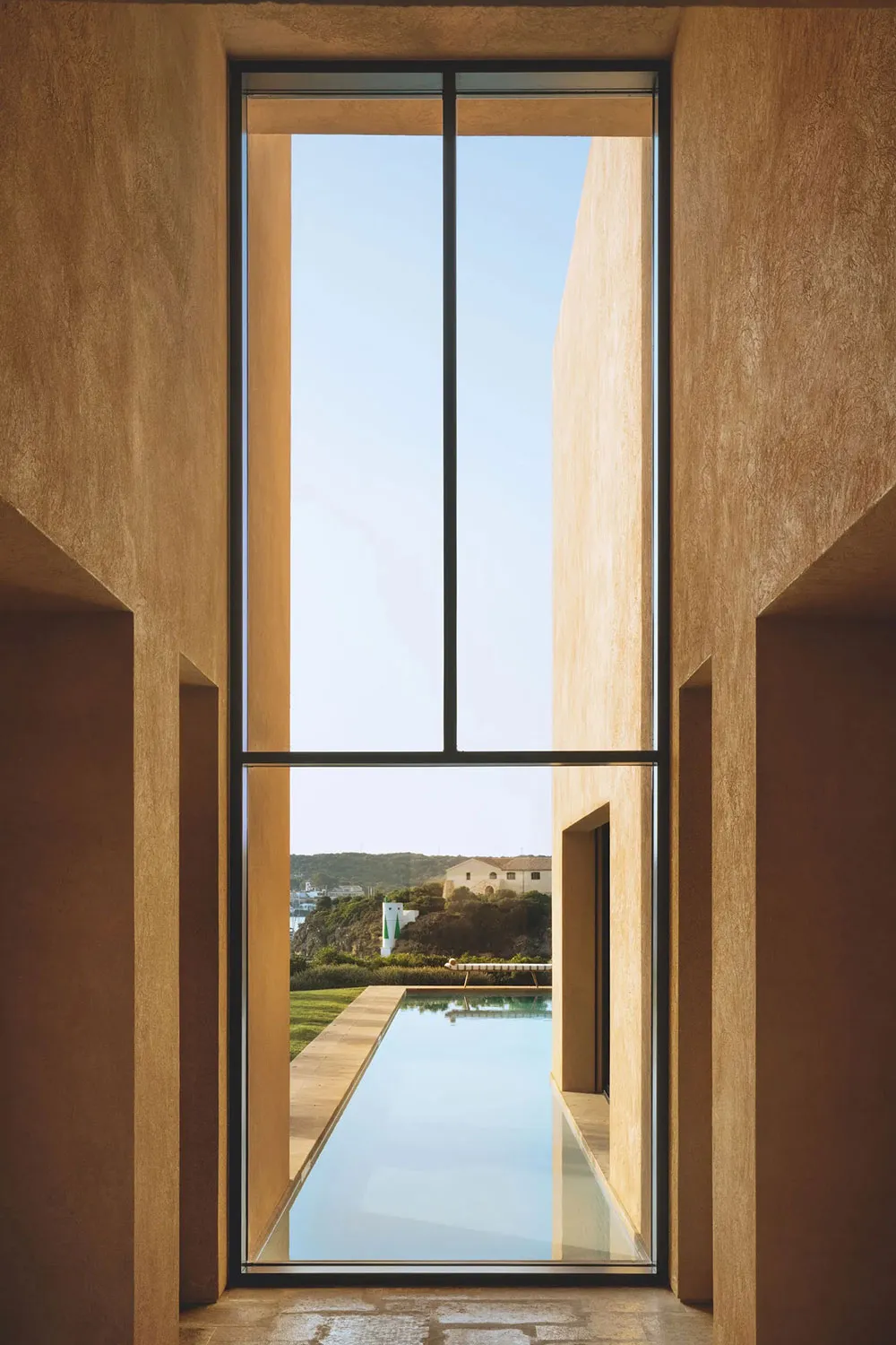 Средиземноморский минимализм, который завораживает - Gallery image 14