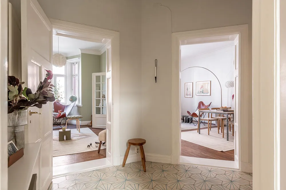 Nice Scandi Apartment with Unusual Layout and Olive-Colored Kids' Room - Gallery image 16