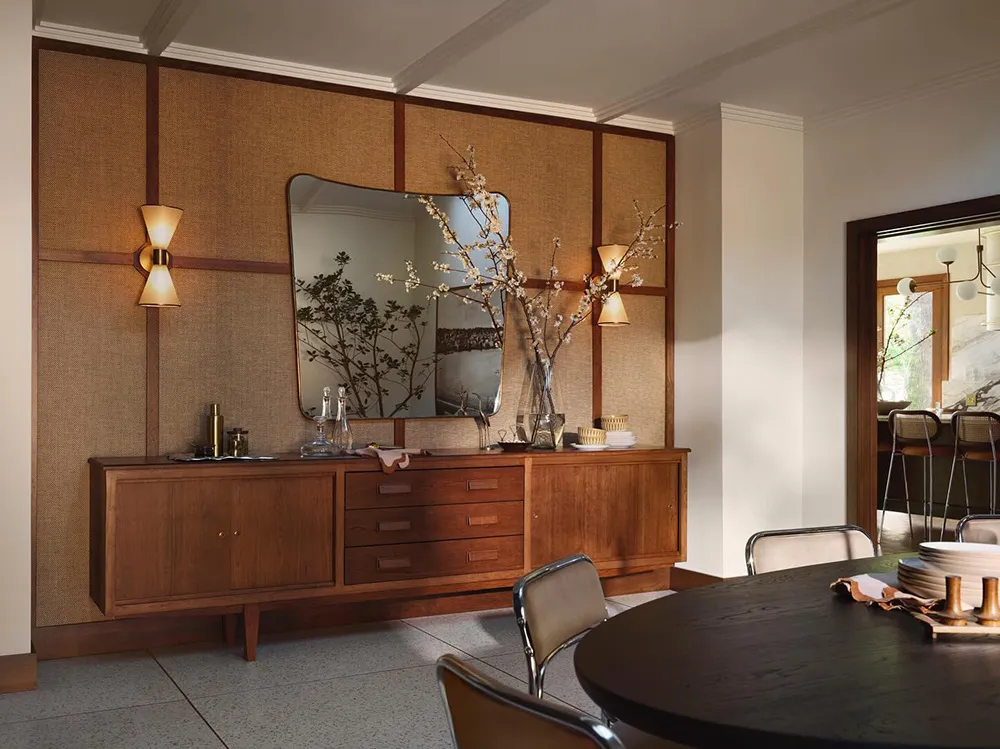 Elegancki dom mid century na tle natury: nowy projekt Joanny i Chipa Gains - Gallery image 12