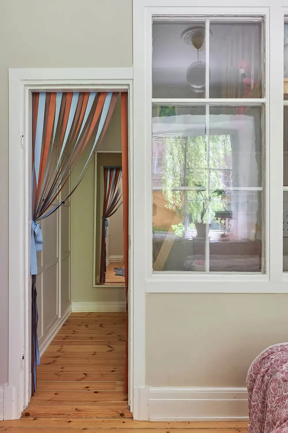 Tonos verdes y sofá a cuadros: apartamento en Estocolmo (47 m²) - Gallery image 12