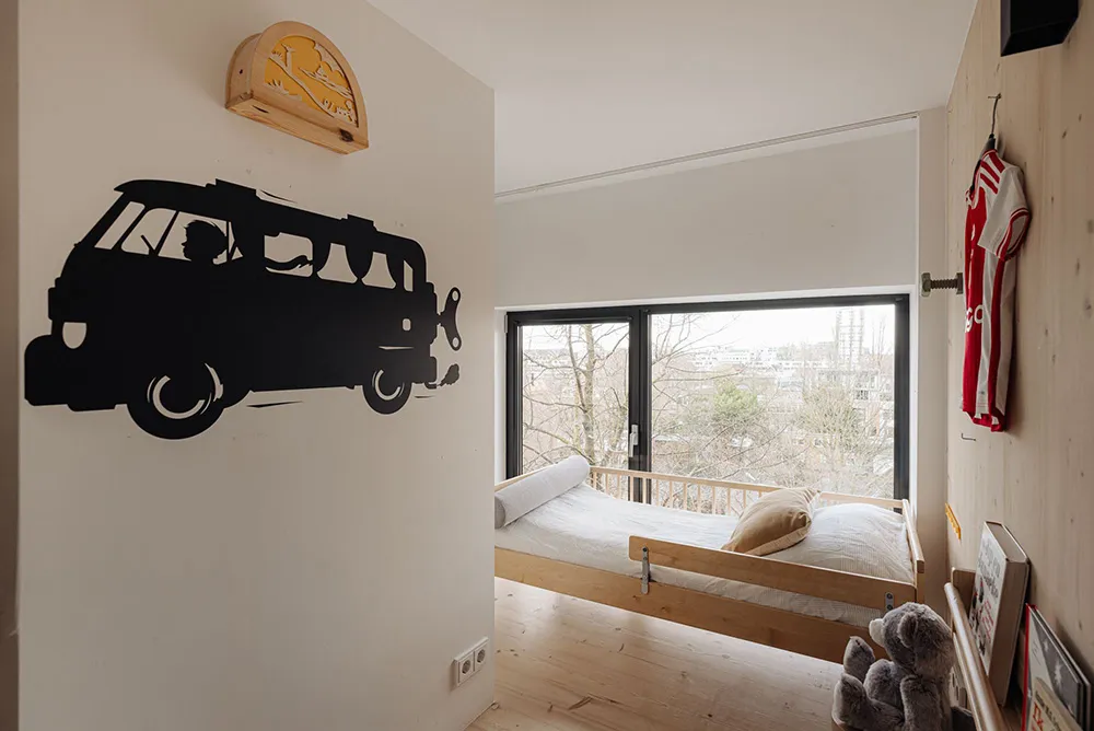 Loft luminoso en Ámsterdam con techos altos y terraza - Gallery image 21