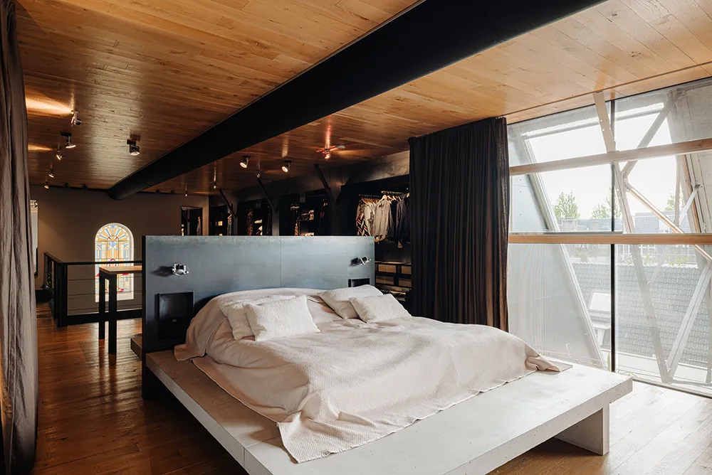 Loft incroyable dans un bâtiment d'ancienne église à Amsterdam - Gallery image 11