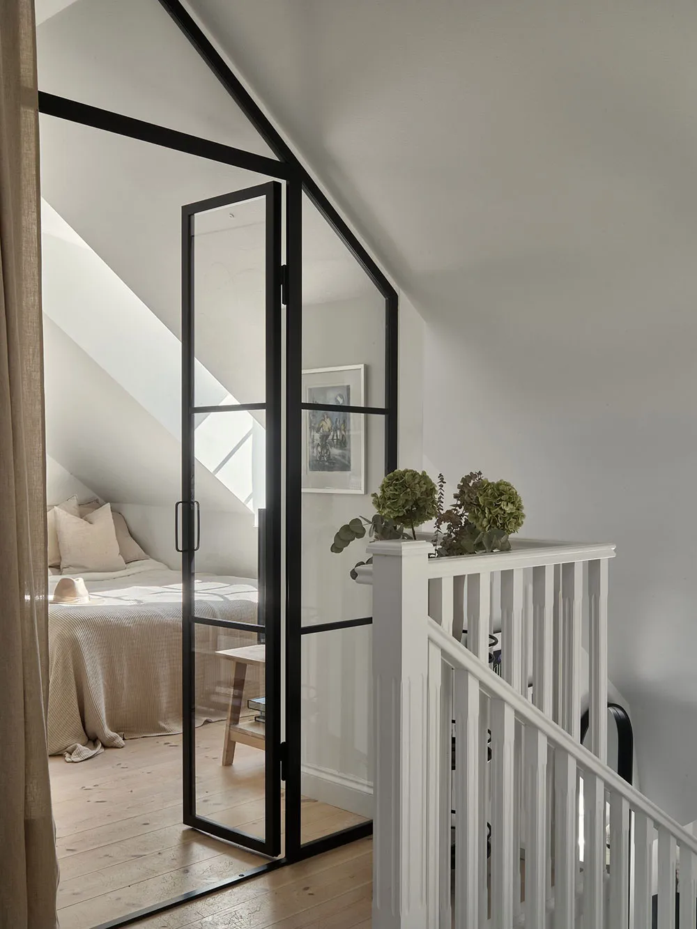 Appartement de mansarde dans un ancien bâtiment en Suède (39 m²) - Gallery image 18