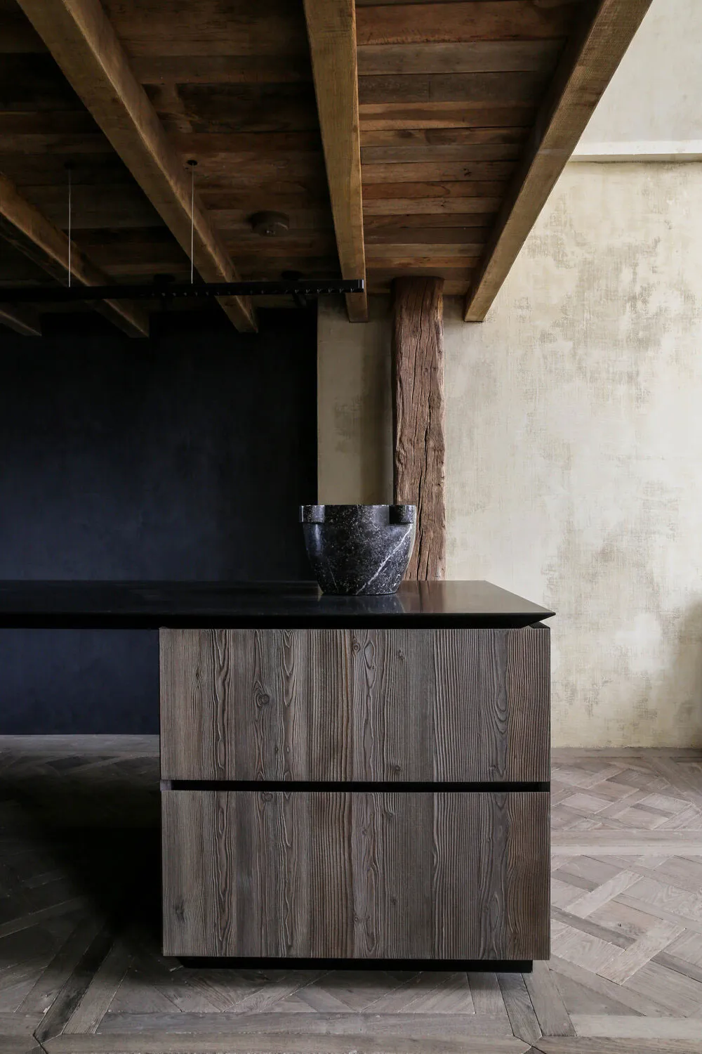 Naturalna piękno natury w mieszkaniu artysty w centrum Londynu - Gallery image 8