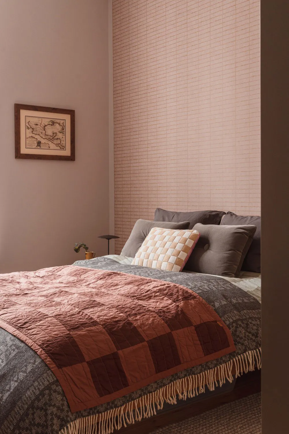 Intérieur chaleureux dans un ancien bâtiment à Berlin pour une famille américaine - Gallery image 10