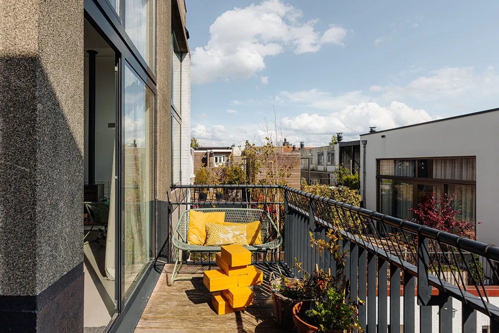 Loft luminoso en Ámsterdam con techos altos y terraza - Gallery image 8