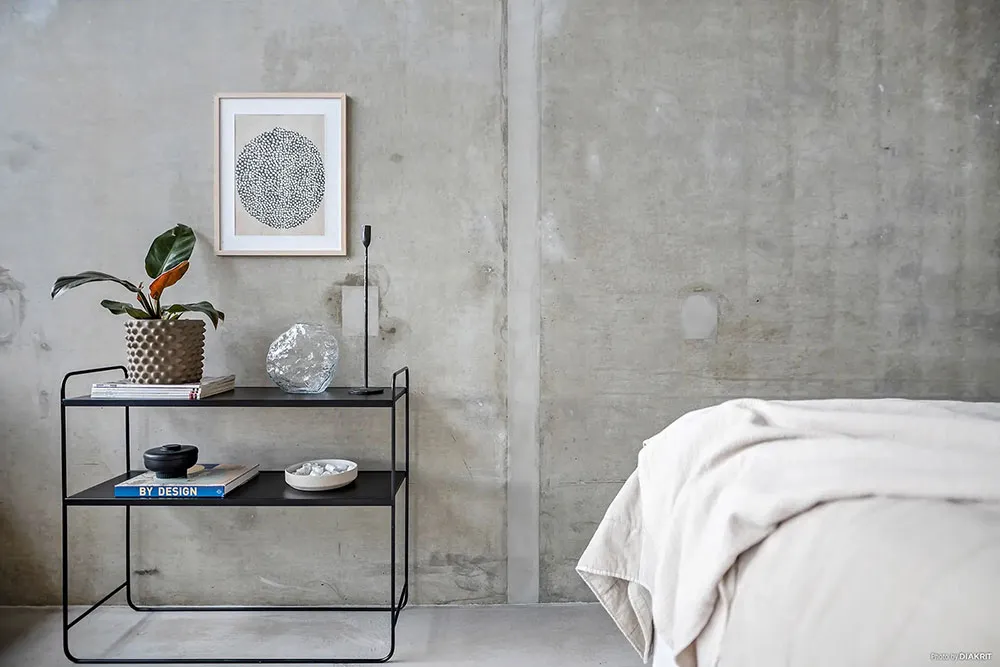 Paredes de concreto y espacio abierto: Loft en Suecia (43 m²) - Gallery image 7