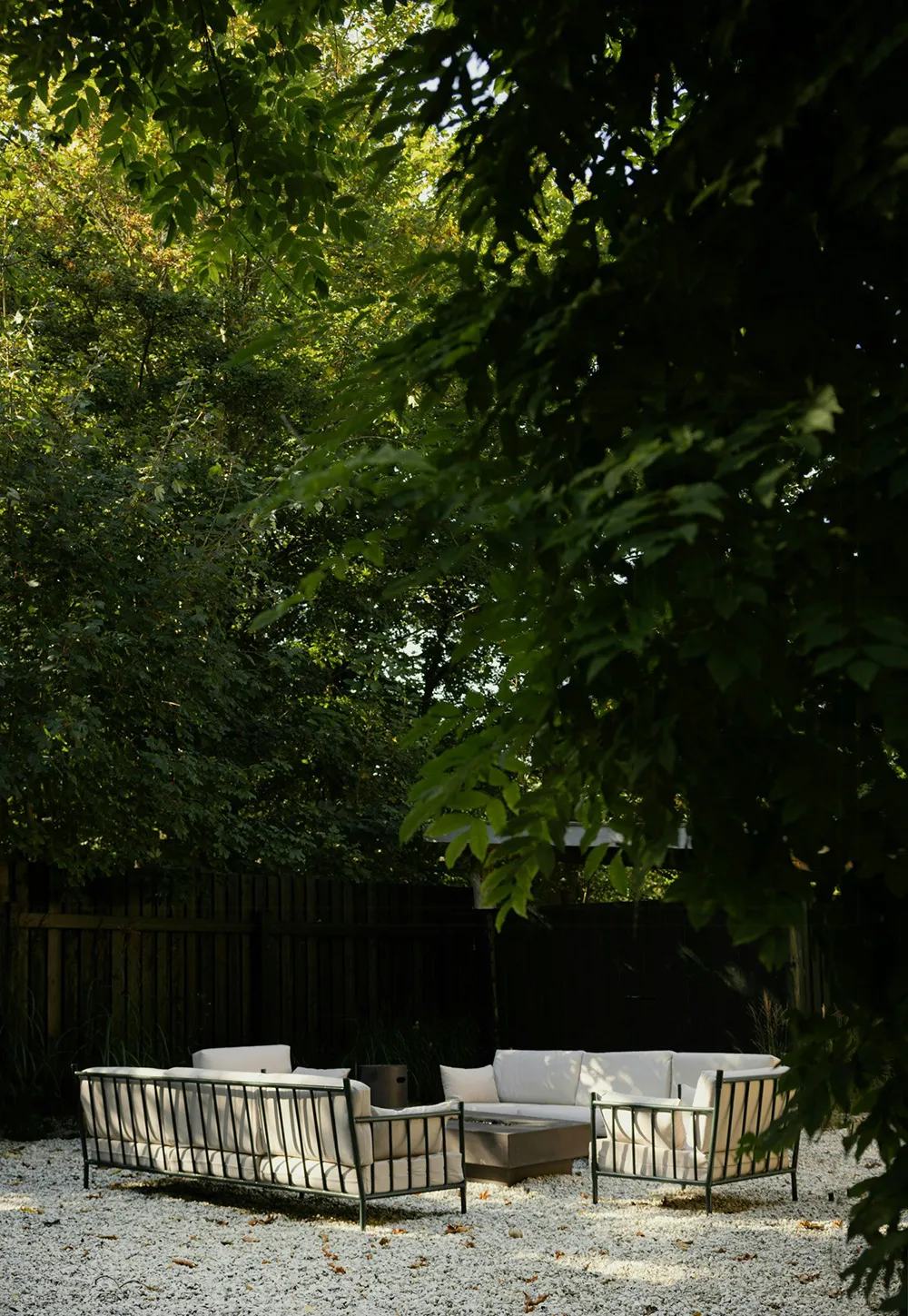 Мягкий минимализм в дизайне старинной виллы на побережье в Дании - Gallery image 31