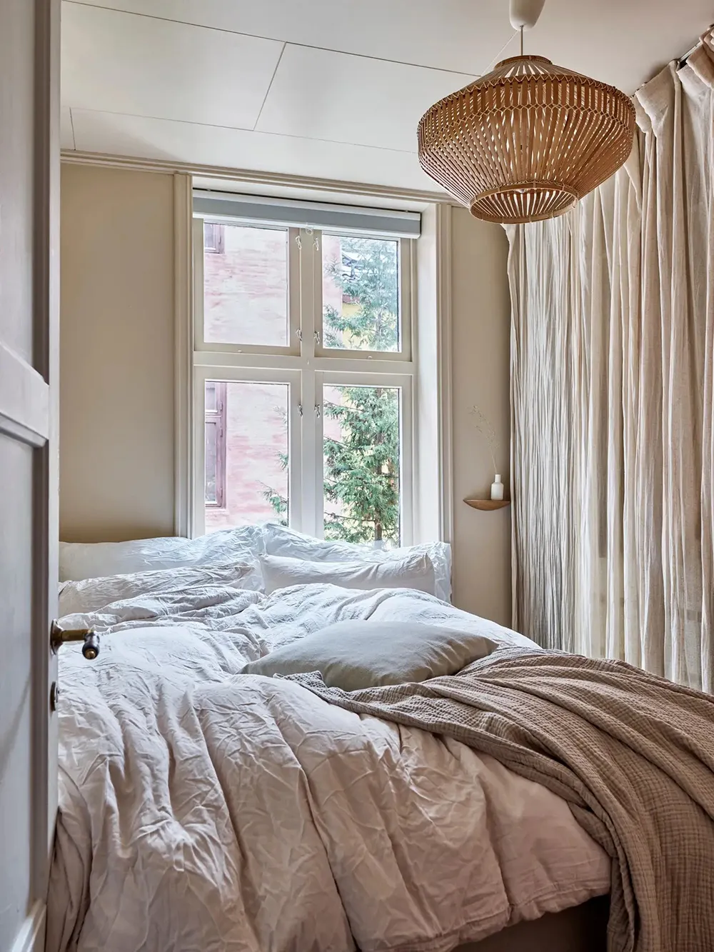 Teintes bleues et accents colorés : intérieur joyeux à Oslo - Gallery image 13